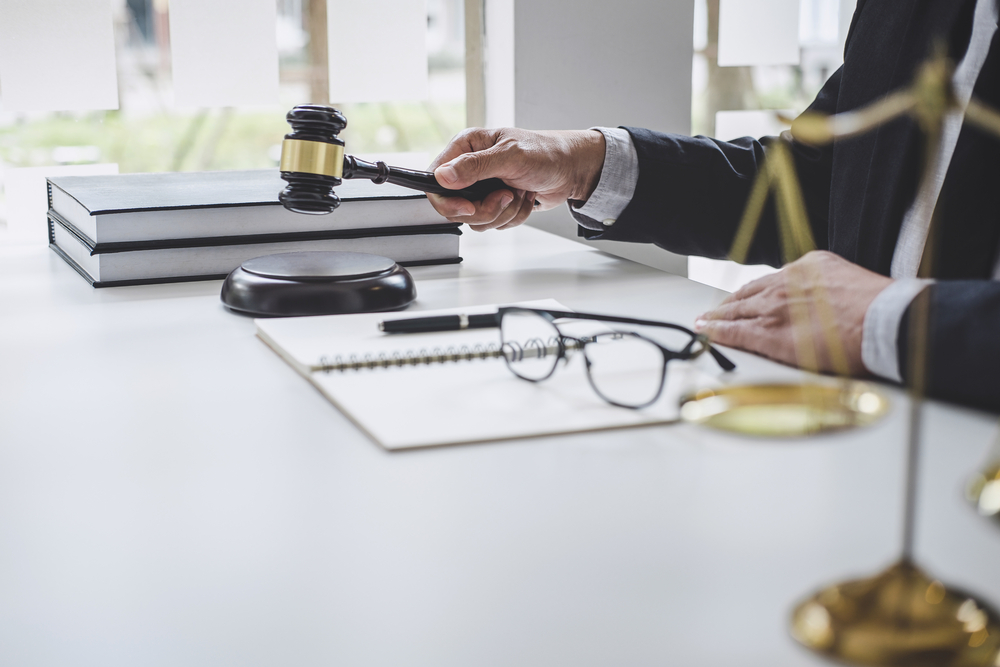 3 Effective Steps To Stop A Lawsuit From A Creditor - Protecting Your Rights And Finances